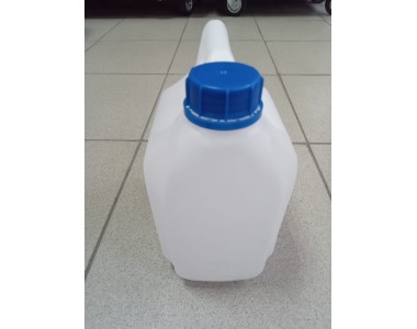 Пластиковая канистра - 3 литра